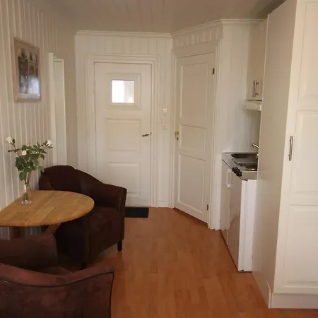 Apartment Old Town Skudeneshavn Номер фото