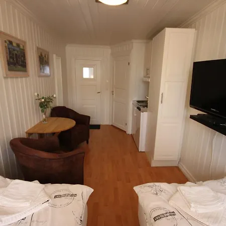 Apartment Old Town Skudeneshavn Номер фото